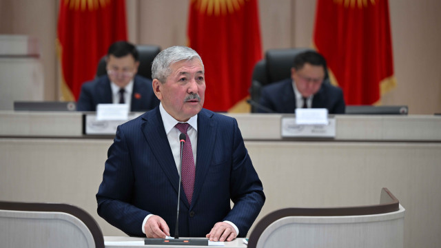МинКаб Төрагасы Адылбек Касымалиев: Кыргызстандын экономикасы туруктуу өсүүнү көрсөтүүдө